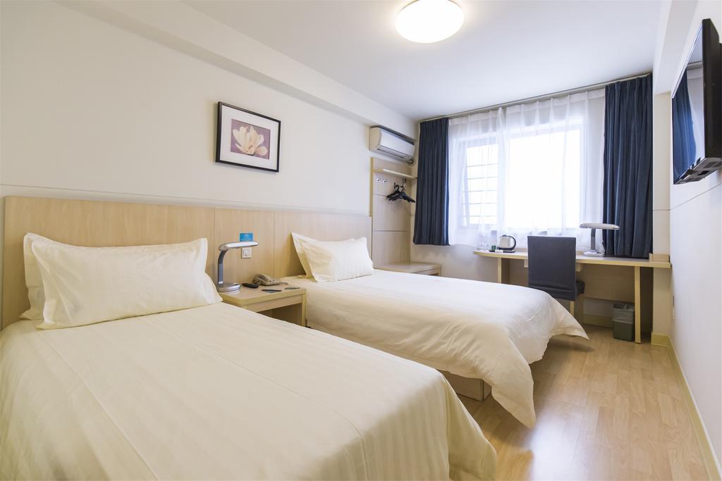 Jinjiang Inn - Wuhan Huangpu Street Екстер'єр фото