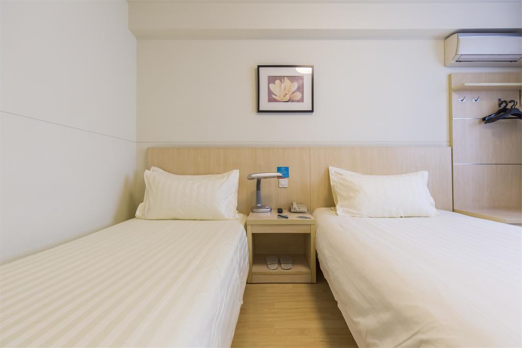 Jinjiang Inn - Wuhan Huangpu Street Екстер'єр фото